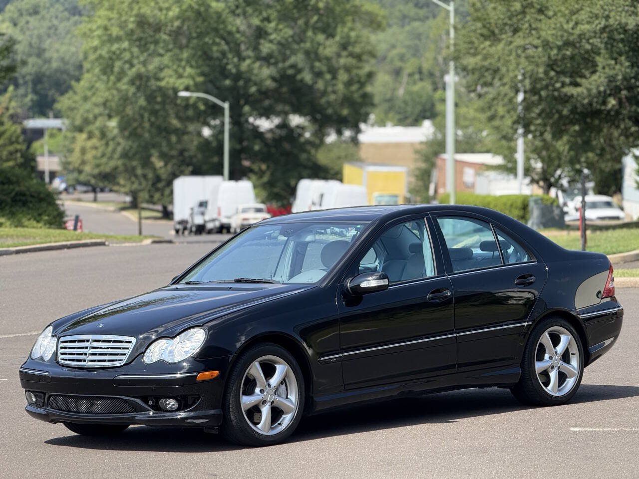 Used 2006 Mercedes-Benz C 230 Sedan w/ Sunroof Pkg image 2