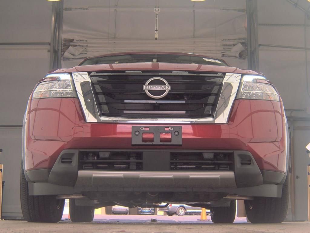 Certified 2024 Nissan Pathfinder SL image 4