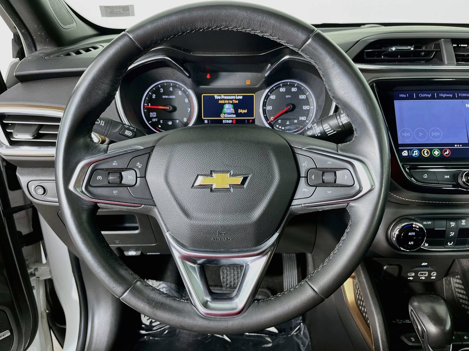 Used 2021 Chevrolet TrailBlazer ACTIV w/ Sun and Liftgate Package FWD image 13
