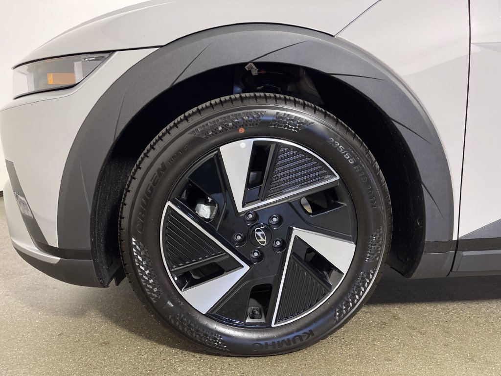 New 2027 Hyundai Ioniq 5 SEL RWD image 11