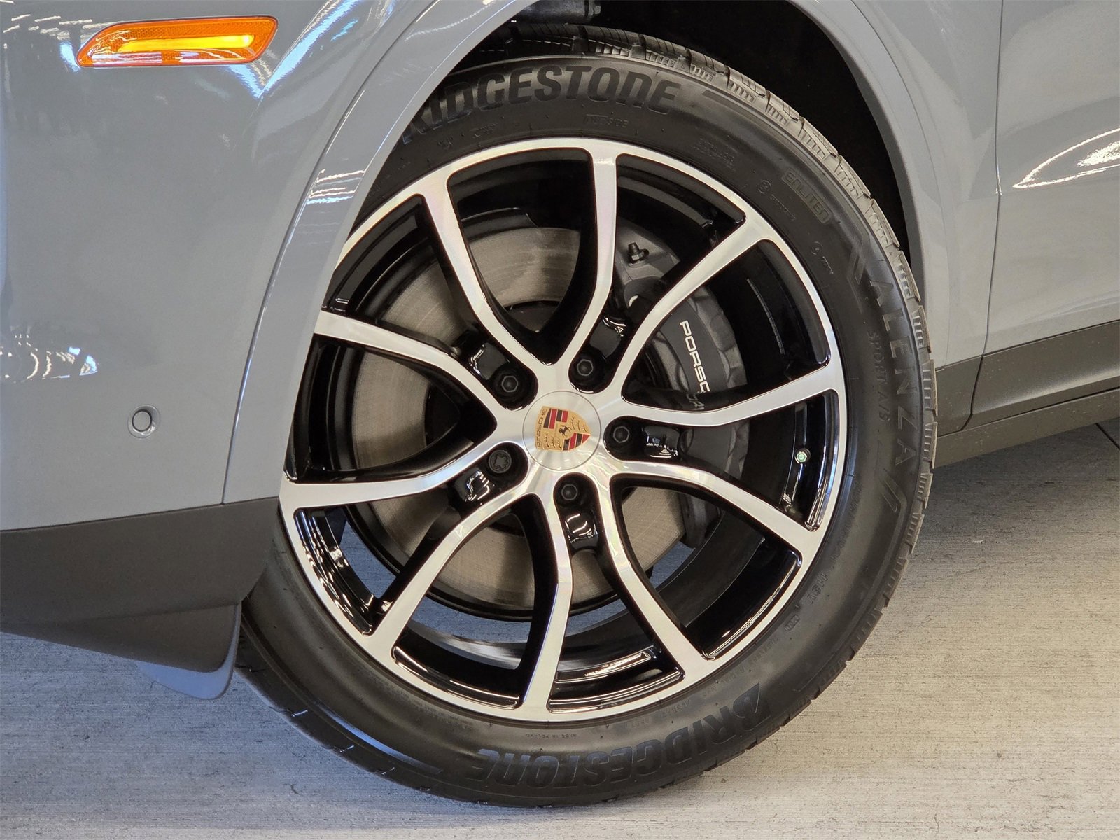 New 2026 Porsche Cayenne image 22