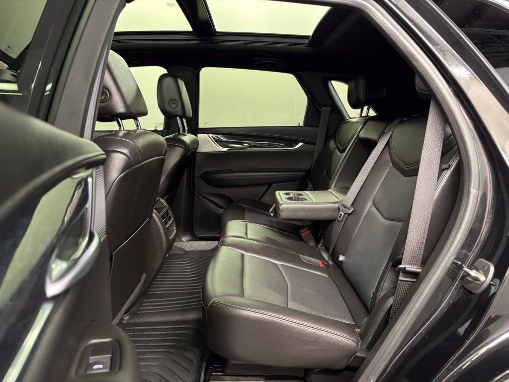 Used 2023 Cadillac XT5 Premium Luxury AWD/4WD image 33