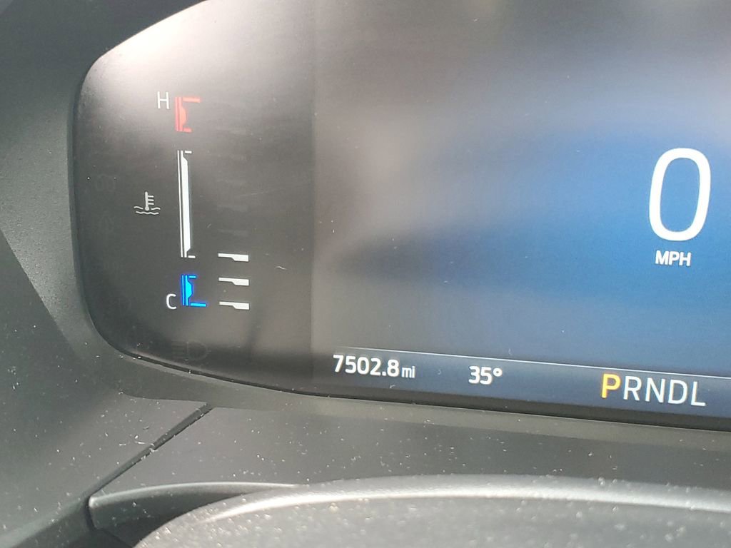 Used 2024 Ford Escape SE image 15