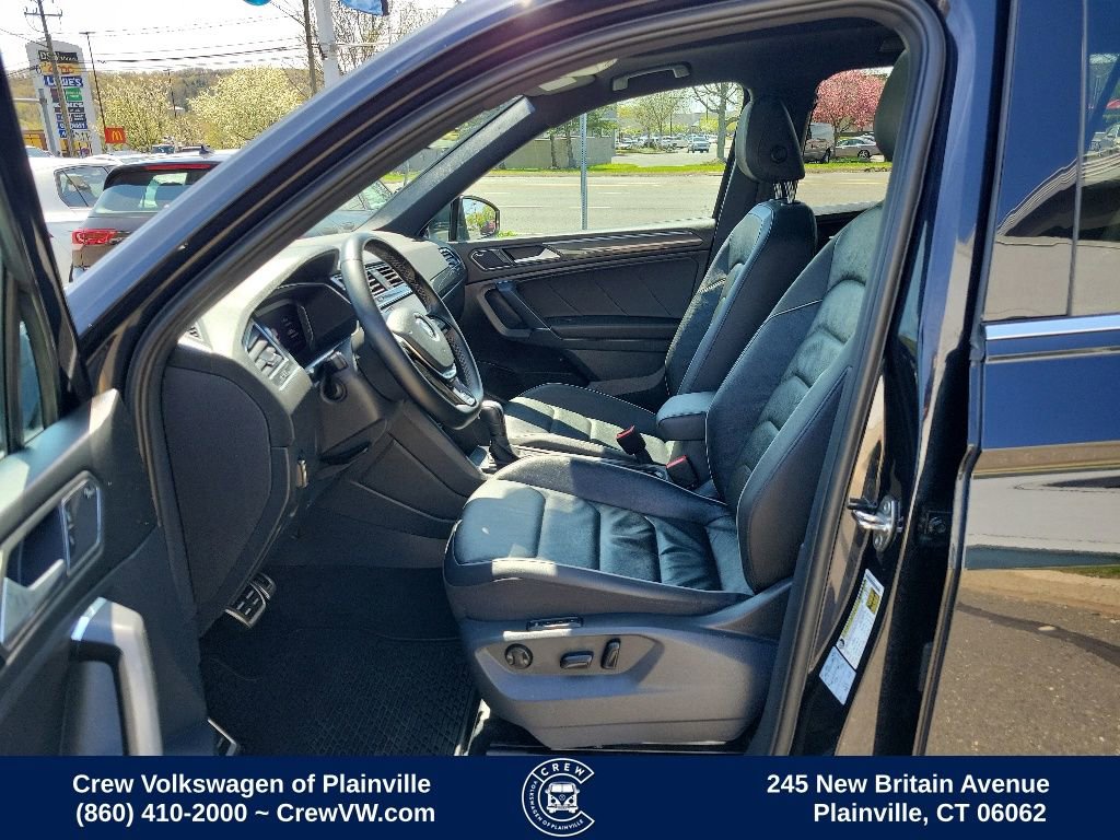 Used 2020 Volkswagen Tiguan SEL Premium R-Line w/ 3rd Row Seat Package AWD/4WD image 14