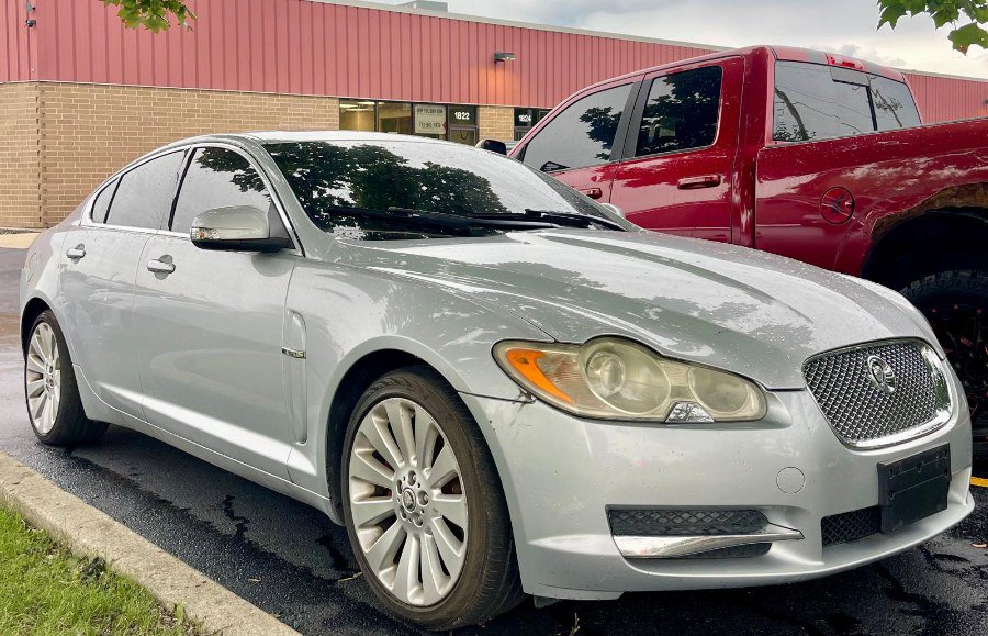 Used 2009 Jaguar XF Luxury RWD image 2