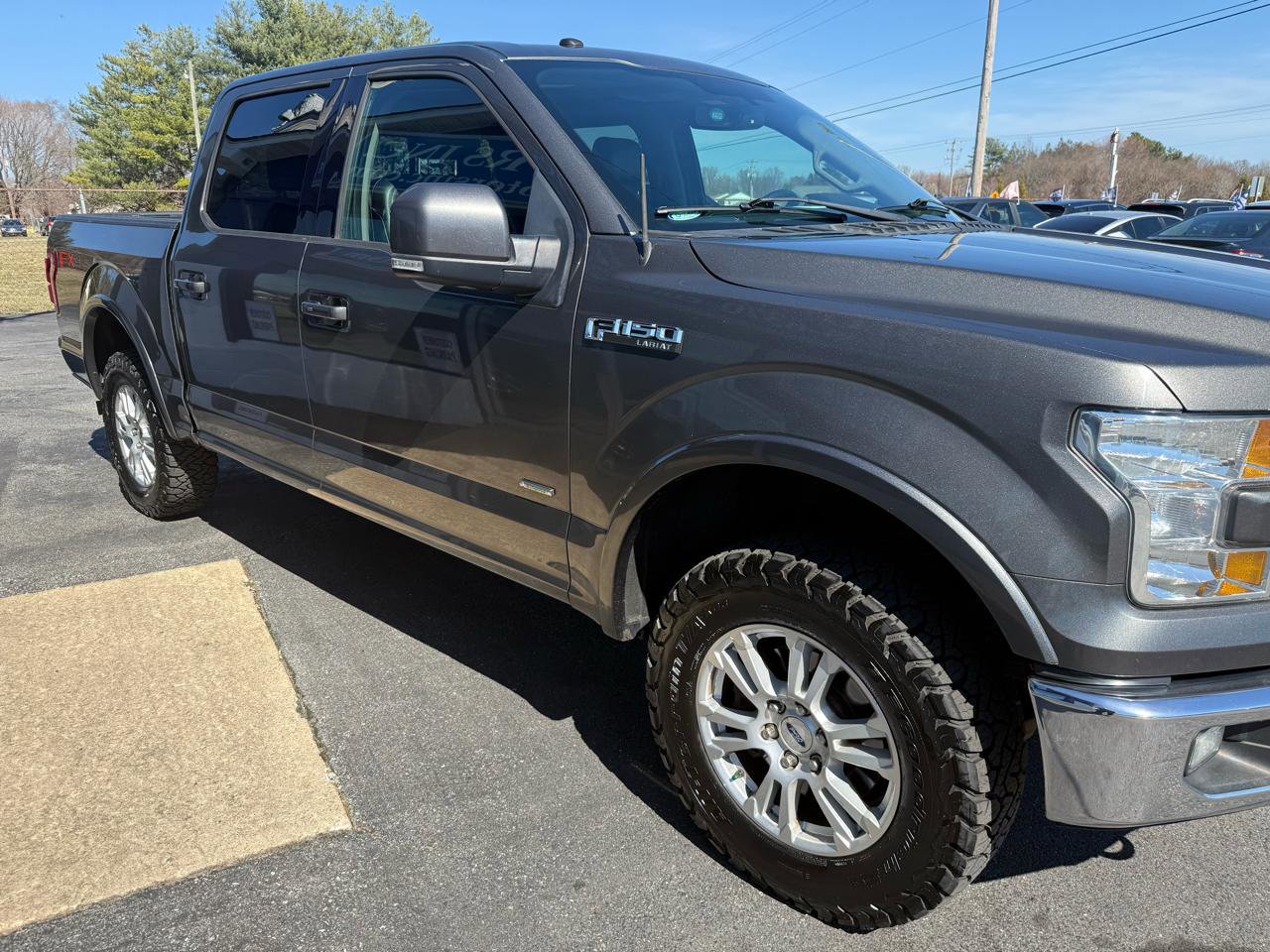 Used 2016 Ford F150 Lariat w/ Equipment Group 501A Mid image 5
