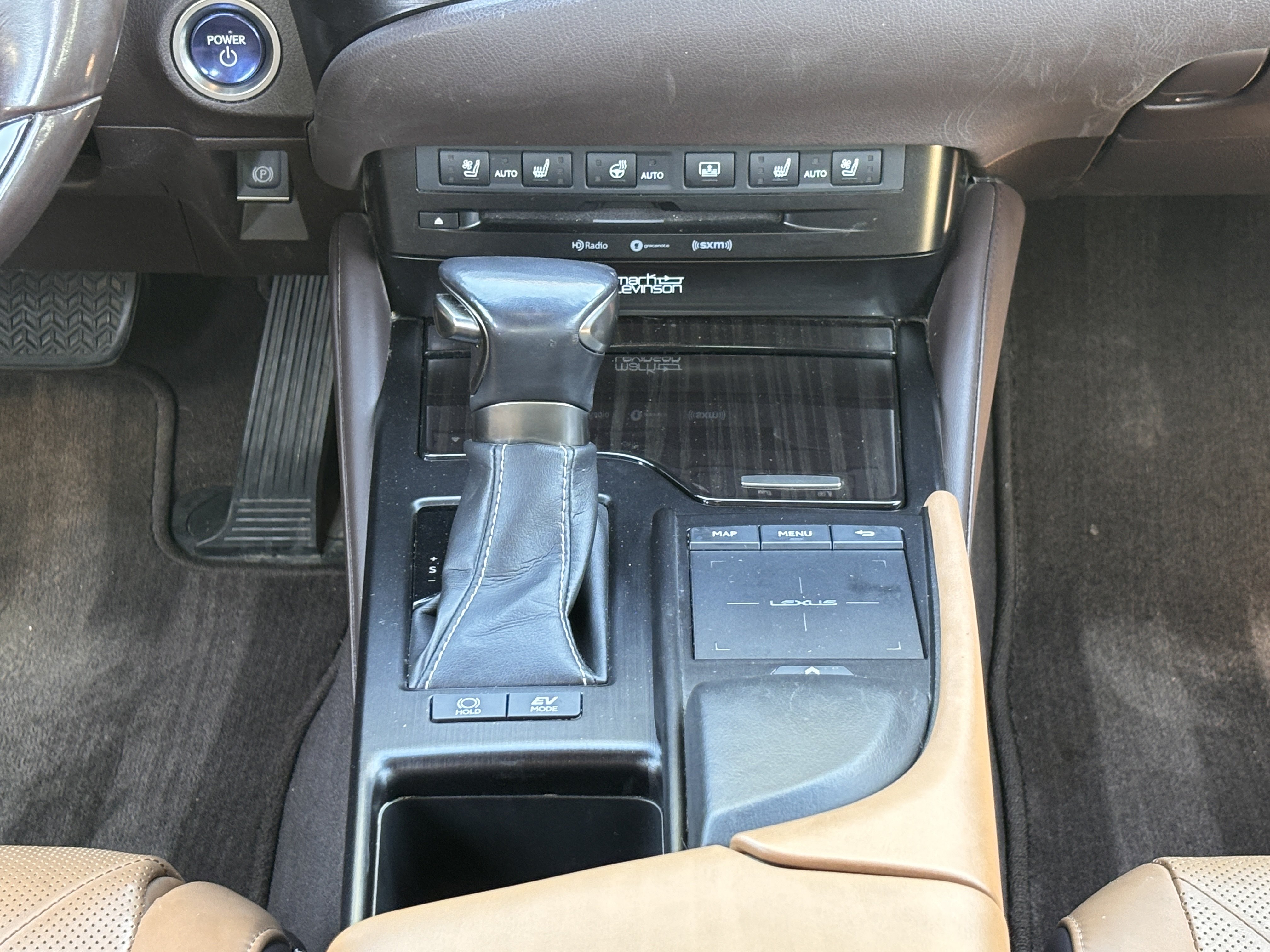 Used 2019 Lexus ES 300h Ultra Luxury FWD image 24
