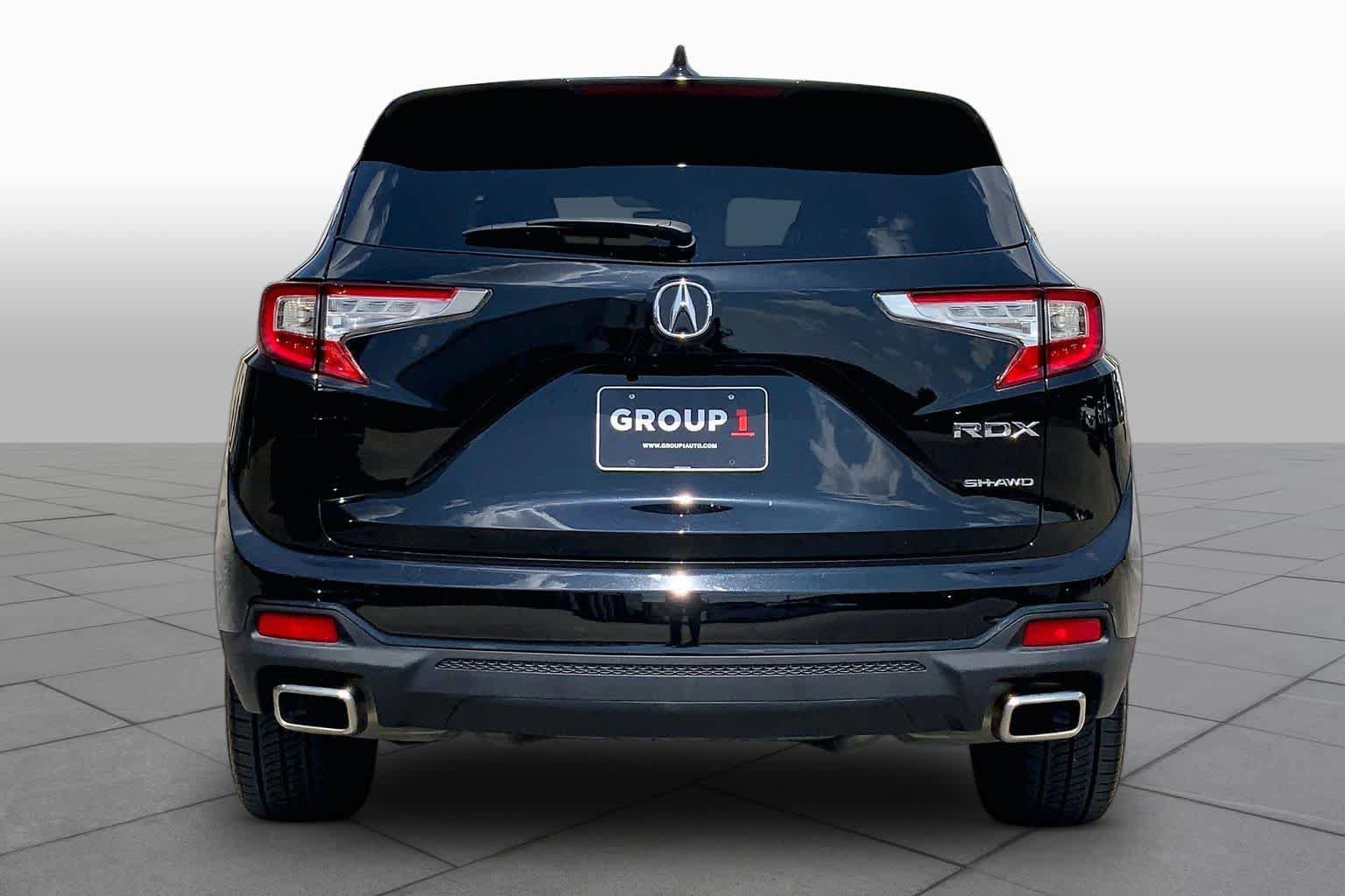 Used 2024 Acura RDX SH-AWD image 4