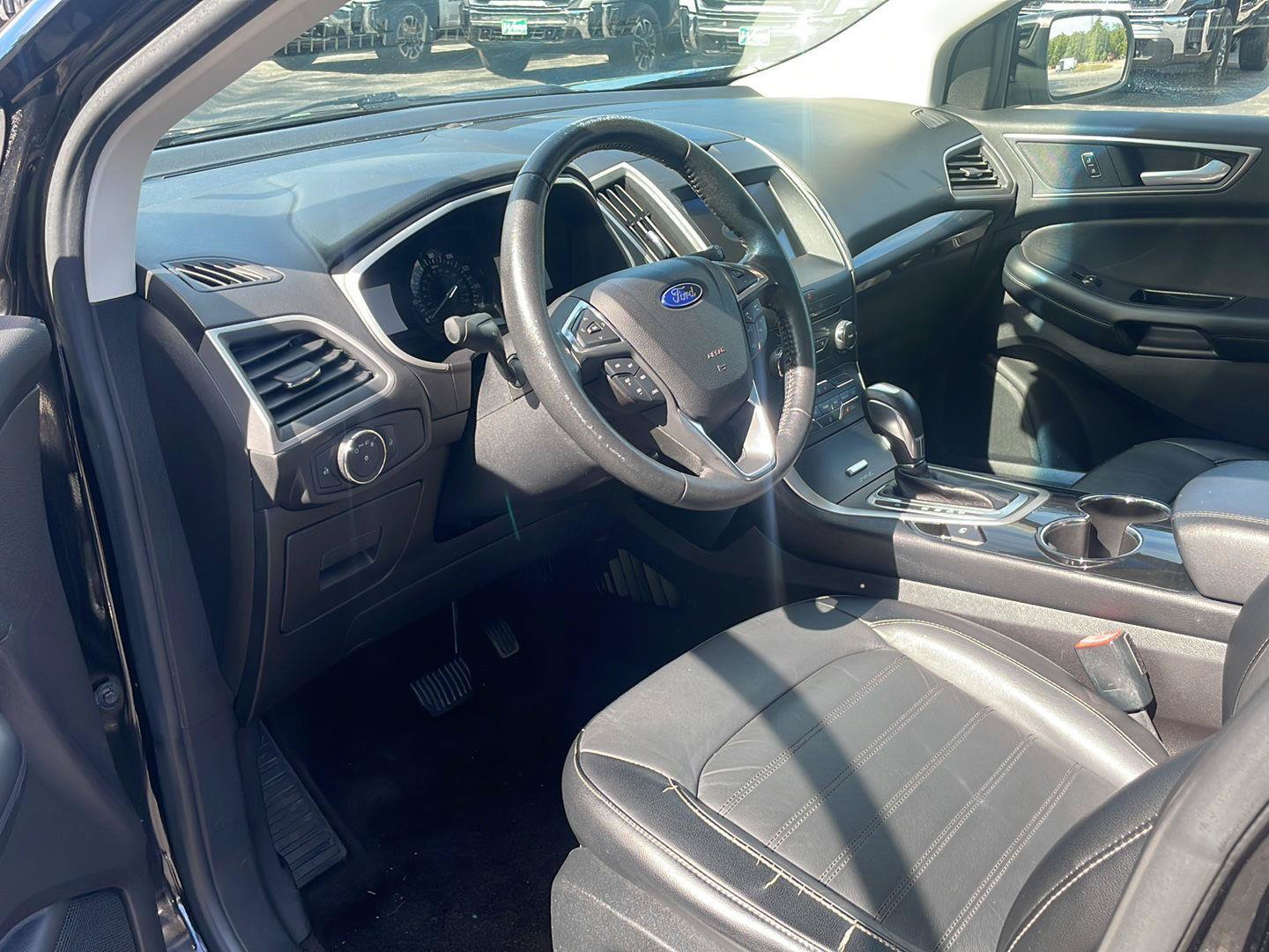 Used 2017 Ford Edge SEL w/ Equipment Group 201A AWD/4WD image 15