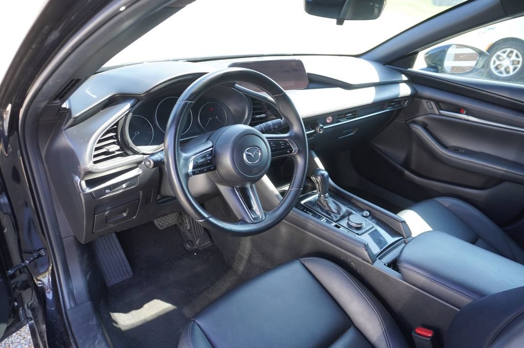 Used 2024 MAZDA MAZDA3 s FWD image 3