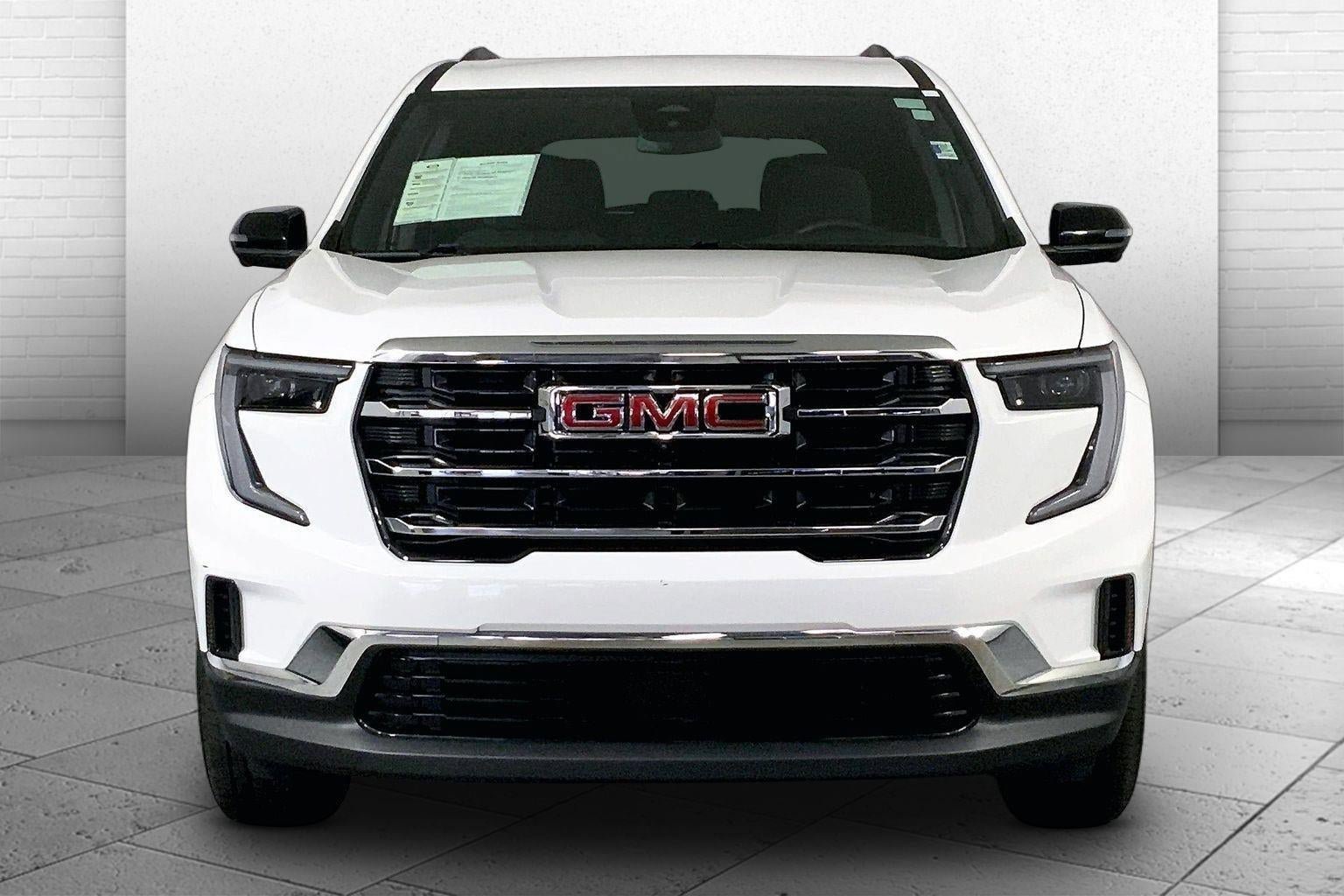 Used 2025 GMC Acadia Elevation AWD/4WD image 2