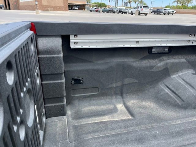 Used 2024 Nissan Frontier SV w/ SV Convenience Package image 9