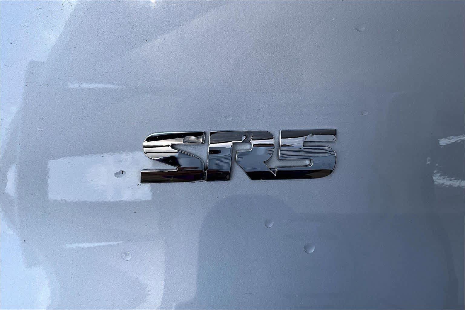 Used 2021 Toyota 4Runner SR5 RWD image 8