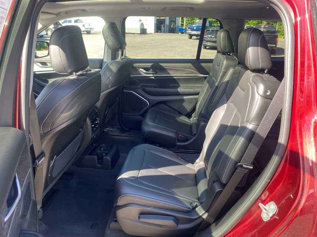 Used 2022 Jeep Grand Cherokee L Limited image 18