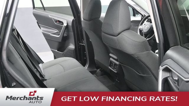 Used 2024 Toyota RAV4 LE AWD/4WD image 13