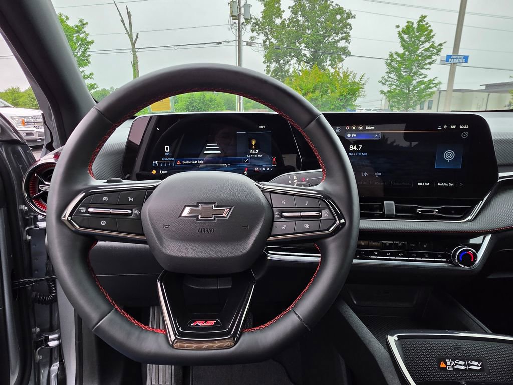 Used 2026 Chevrolet Equinox RS FWD image 15