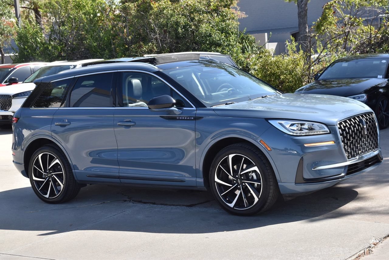 Certified 2024 Lincoln Corsair Grand Touring AWD/4WD image 5