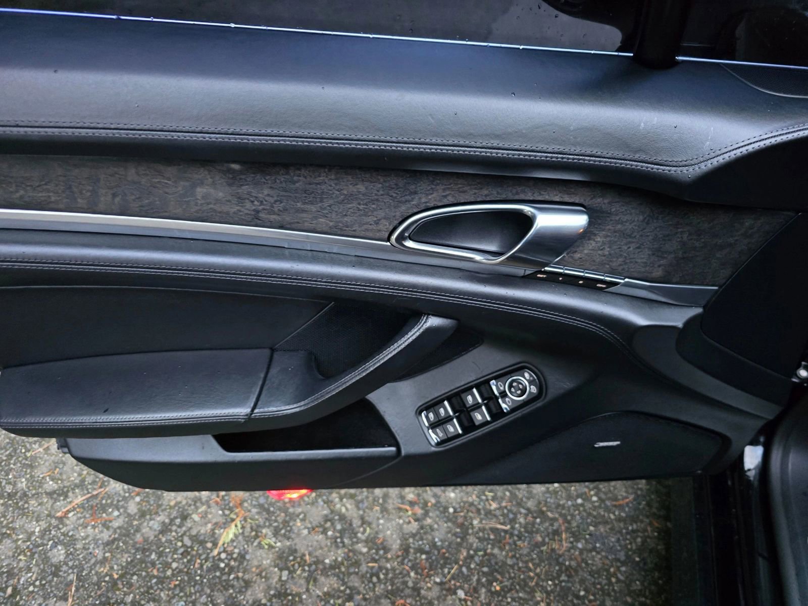 Used 2012 Porsche Panamera S image 23