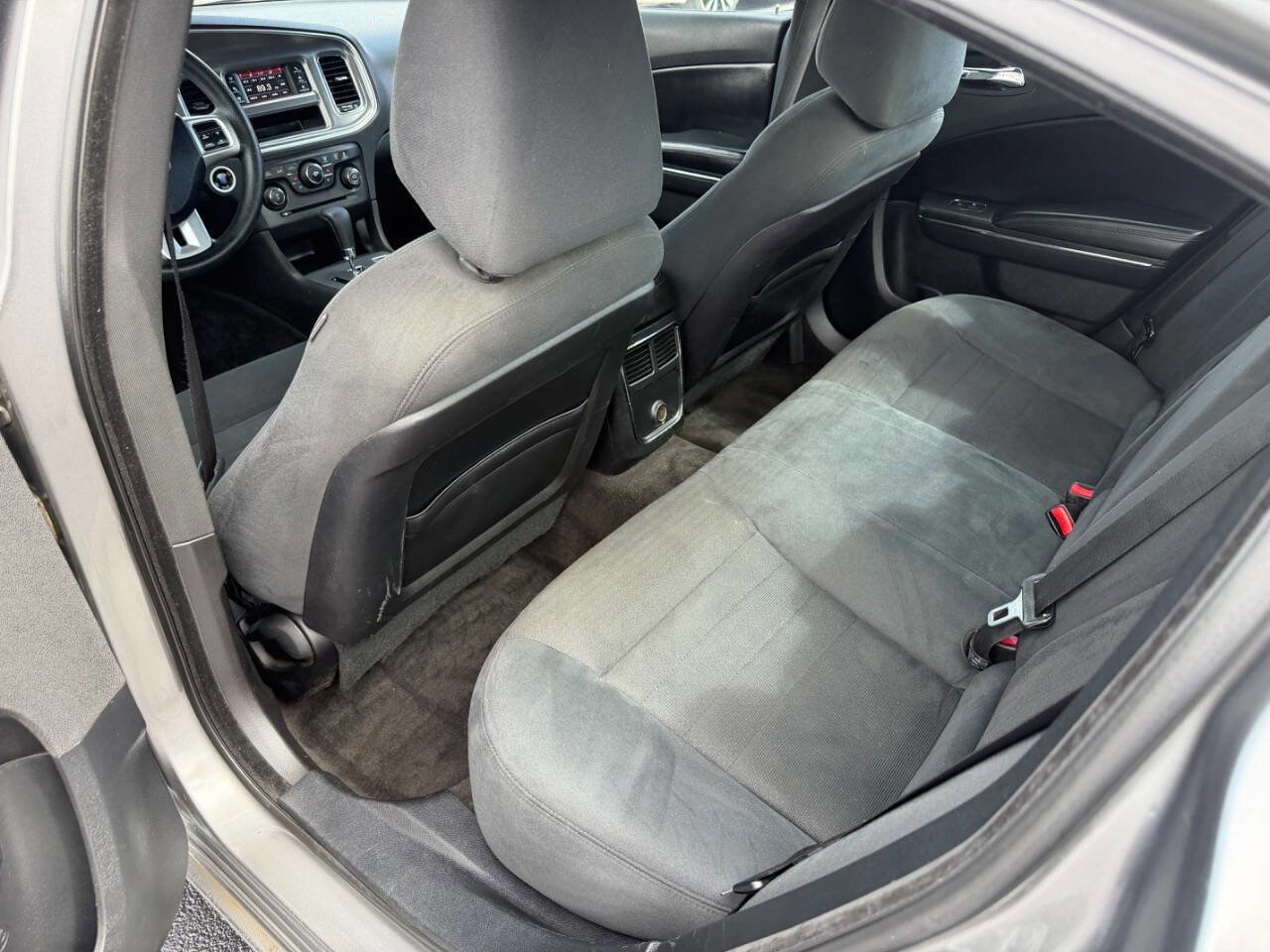 Used 2011 Dodge Charger SE image 15