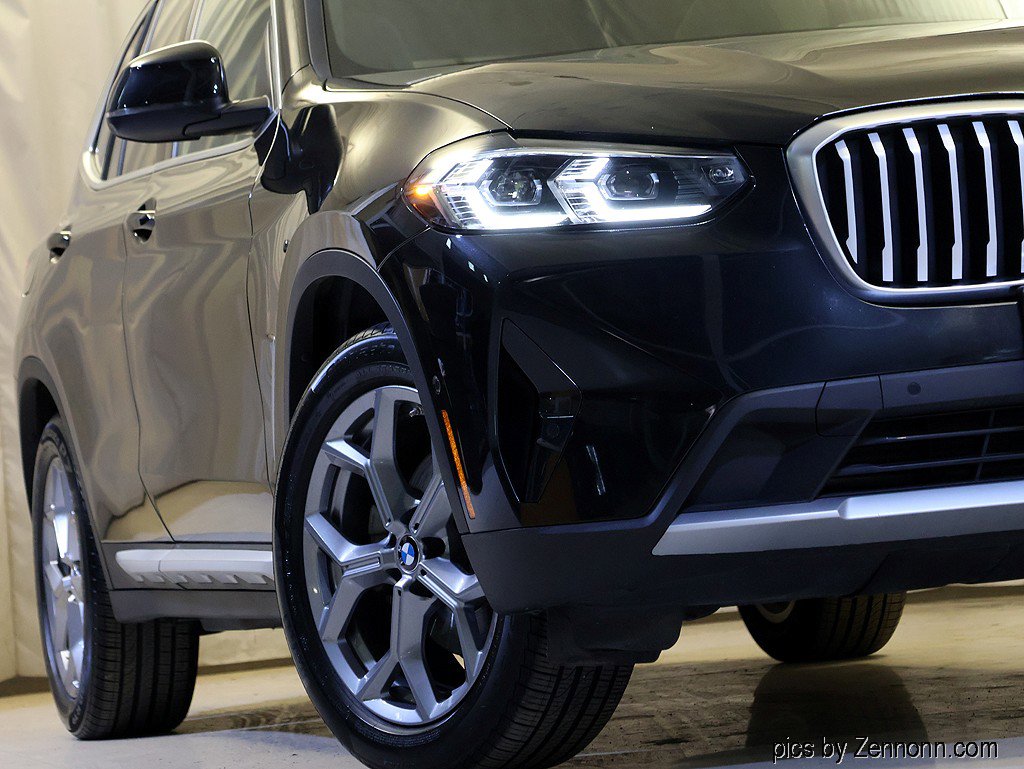Certified 2024 BMW X3 xDrive30i w/ Premium Package image 4