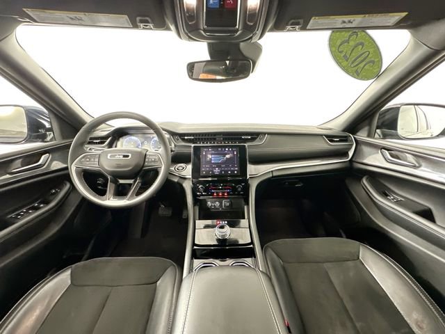 Used 2023 Jeep Grand Cherokee L Laredo image 20