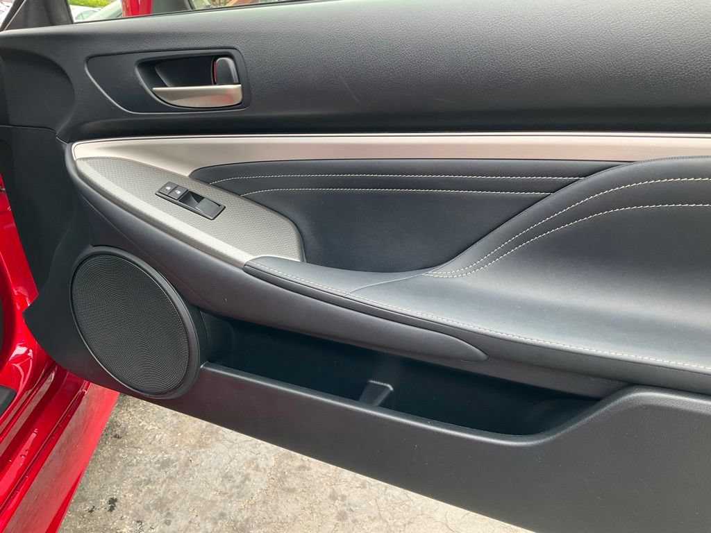 Used 2016 Lexus RC 200t RWD image 49