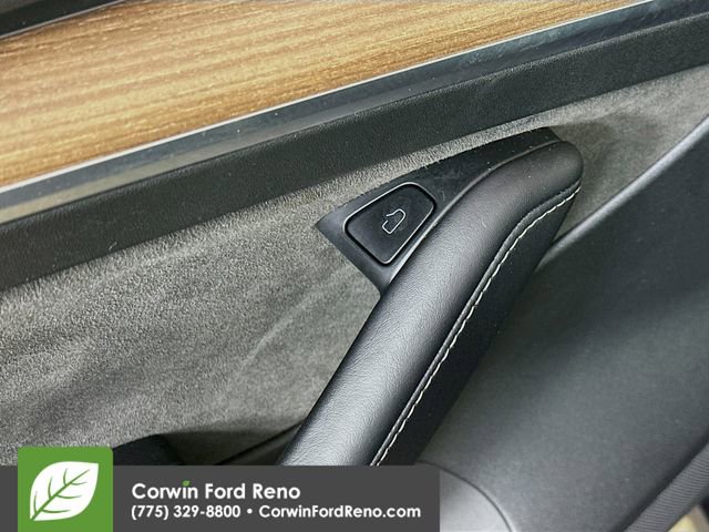 Used 2023 Tesla Model 3 Performance image 16