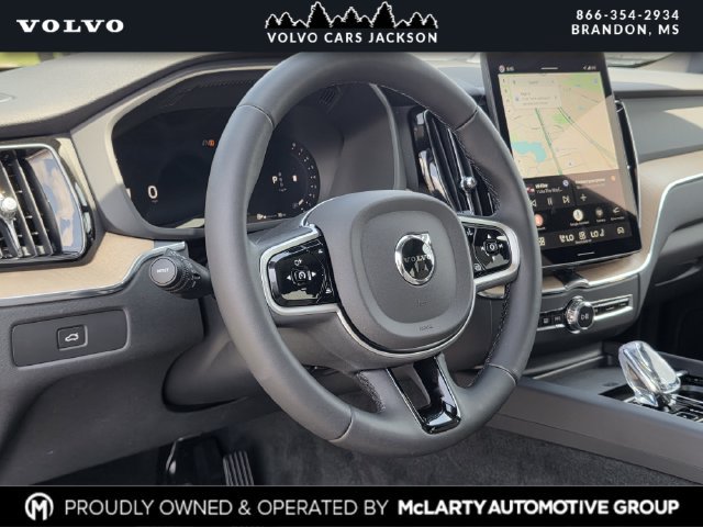 New 2026 Volvo XC60 B5 Plus w/ Protection Package Premier AWD/4WD image 23