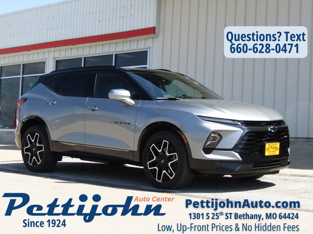 Used 2024 Chevrolet Blazer RS w/ Driver Confidence II Package AWD/4WD image 1