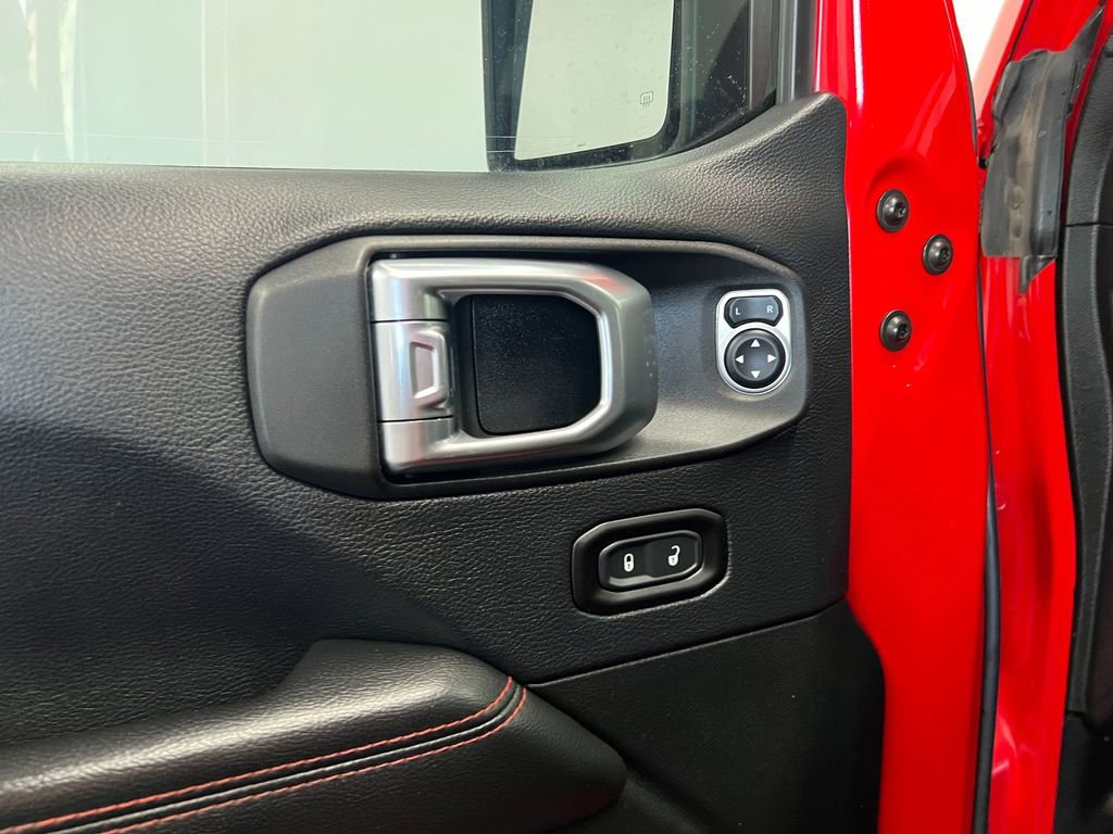 Used 2018 Jeep Wrangler Unlimited Rubicon image 11