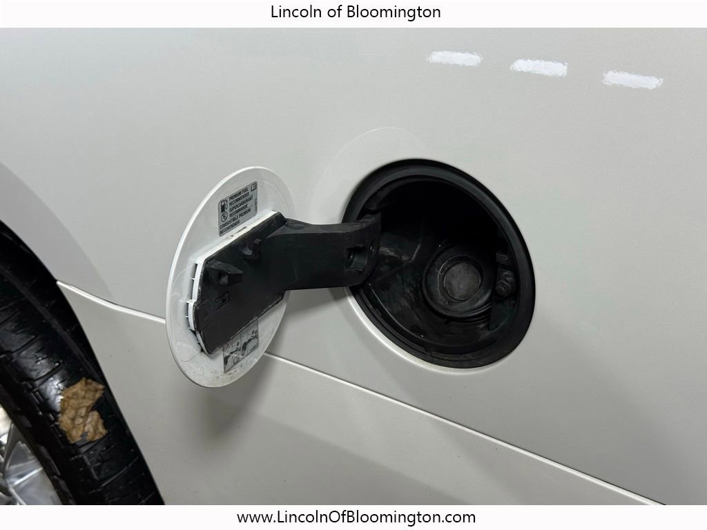 Used 2016 Cadillac Escalade ESV Platinum image 13