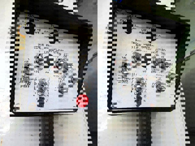 Used 2011 Ford E-350 and Econoline 350 Super Duty w/ PWR Group RWD image 26