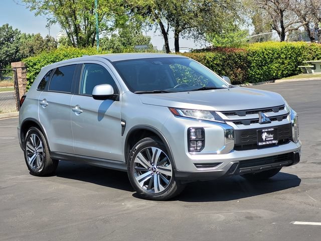 Used 2025 Mitsubishi Outlander Sport AWD image 2