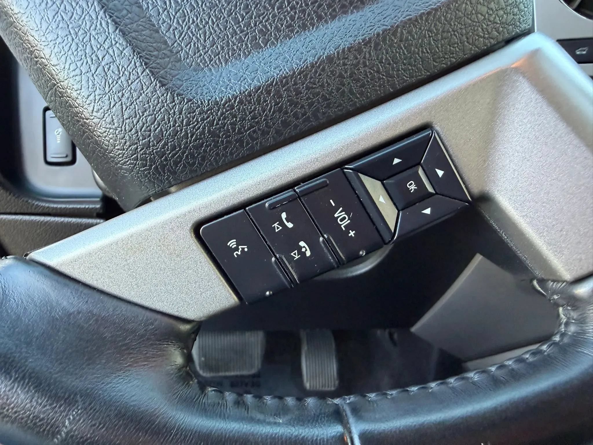 Used 2017 Ford Expedition EL Limited RWD image 30