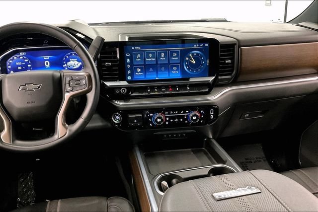 Used 2024 Chevrolet Silverado 2500 High Country w/ High Country Premium Package AWD/4WD image 7
