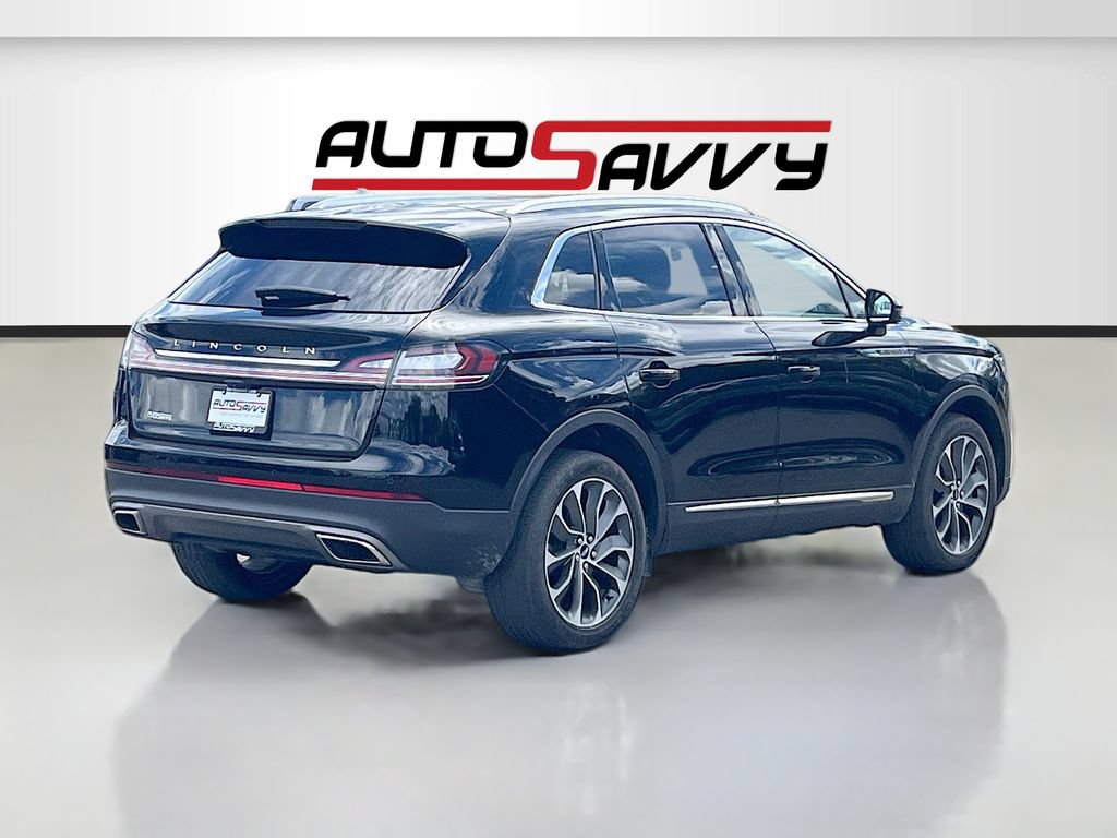 Used 2023 Lincoln Nautilus Reserve AWD/4WD image 7