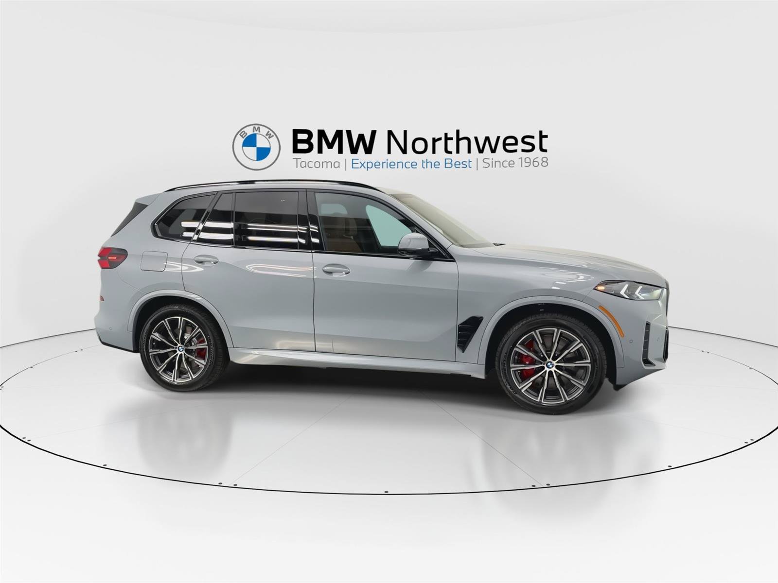 New 2026 BMW X5 xDrive50e w/ M Sport Package AWD/4WD image 5