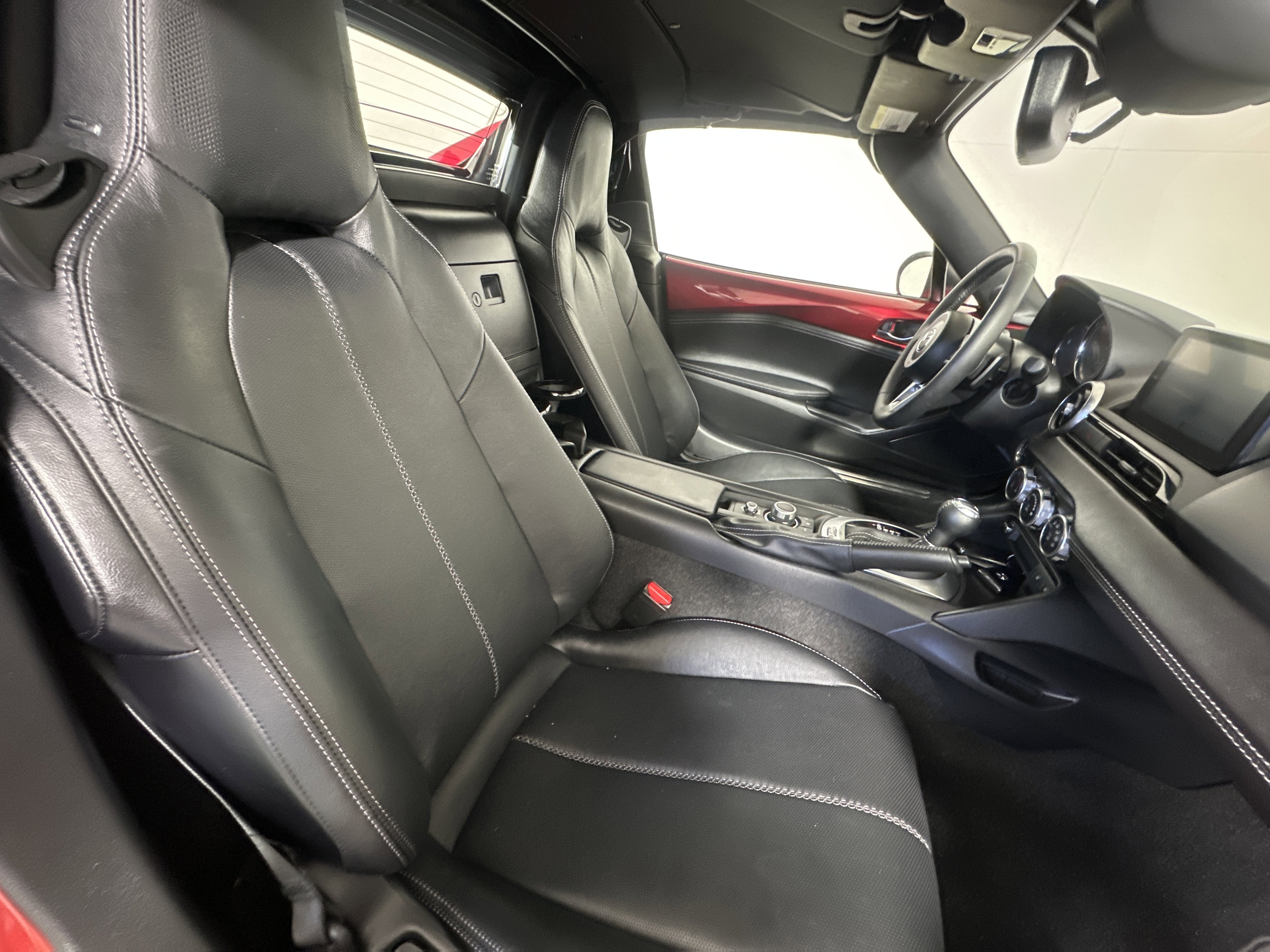 Used 2023 MAZDA MX-5 Miata Grand Touring w/ Weather Package image 21