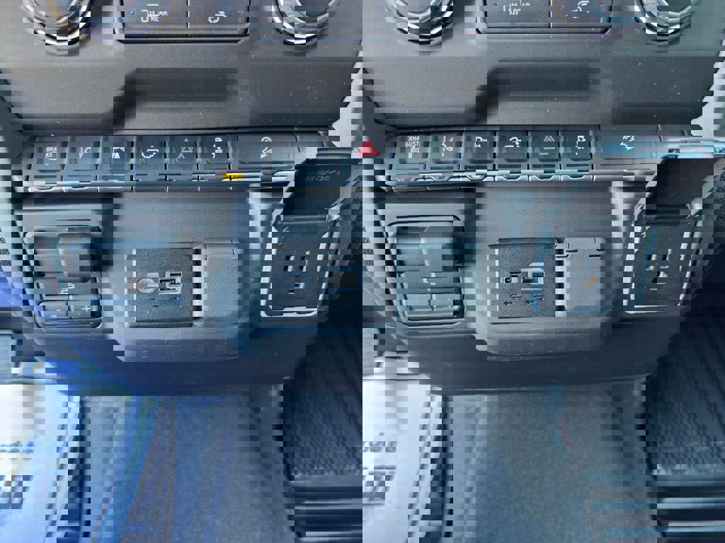 New 2026 Chevrolet Silverado 2500 Custom w/ Custom Value Package image 30