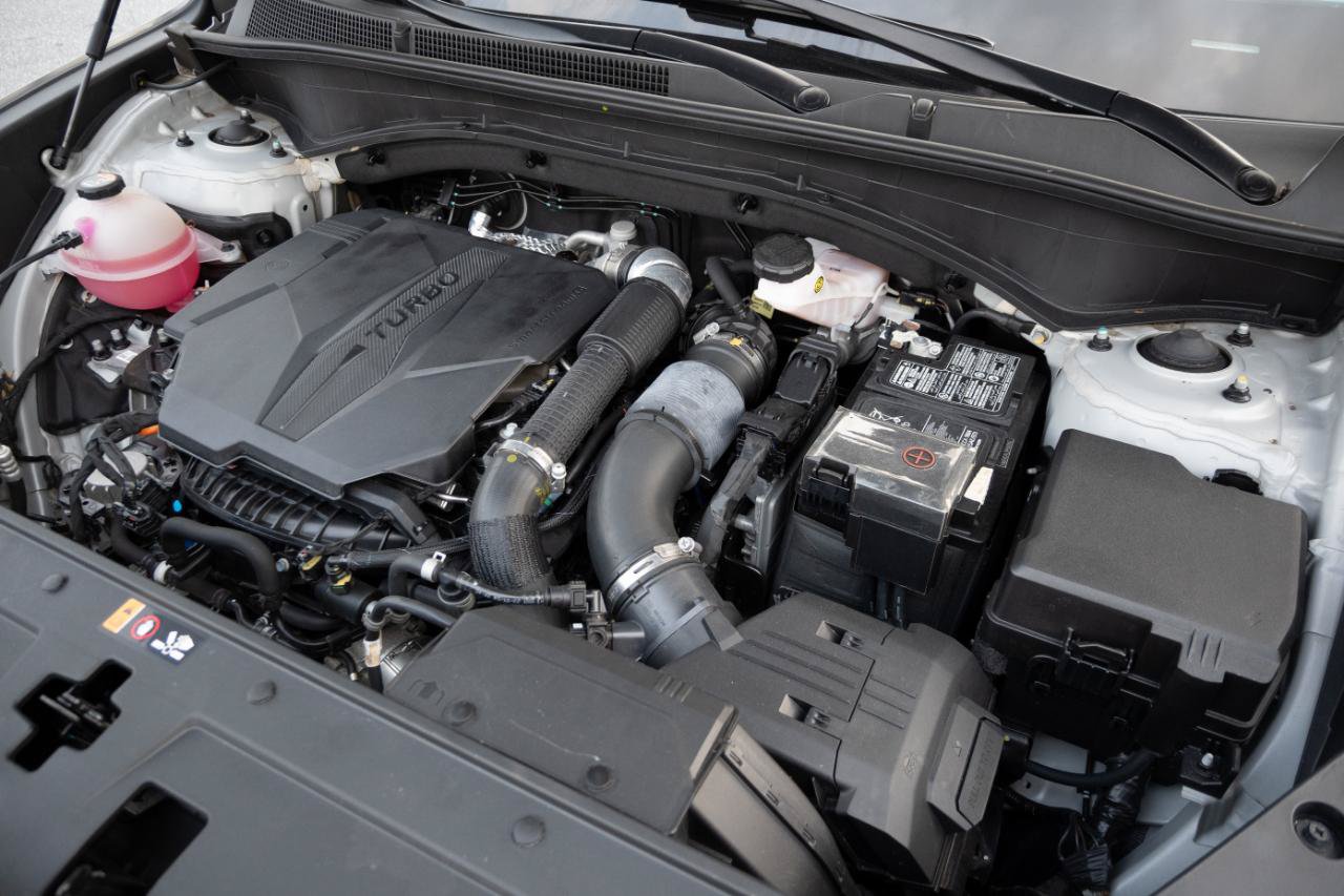 Used 2023 Hyundai Santa Fe Limited AWD/4WD image 42