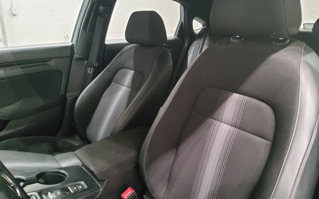 Used 2023 Honda Civic Sport image 15