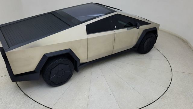 Used 2024 Tesla Cybertruck AWD Crew Cab image 78