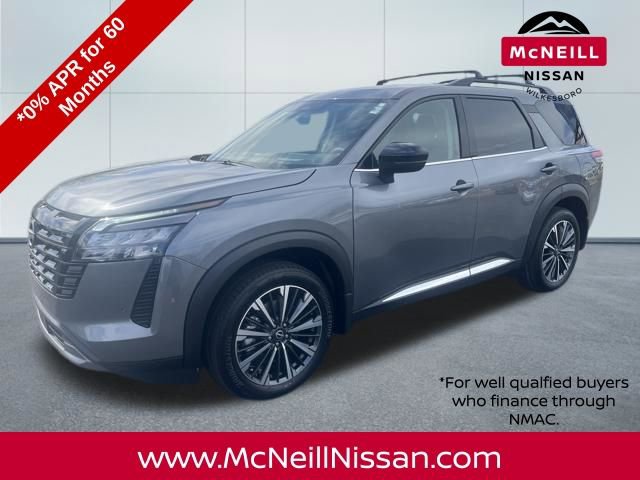 New 2026 Nissan Pathfinder Platinum AWD/4WD image 3