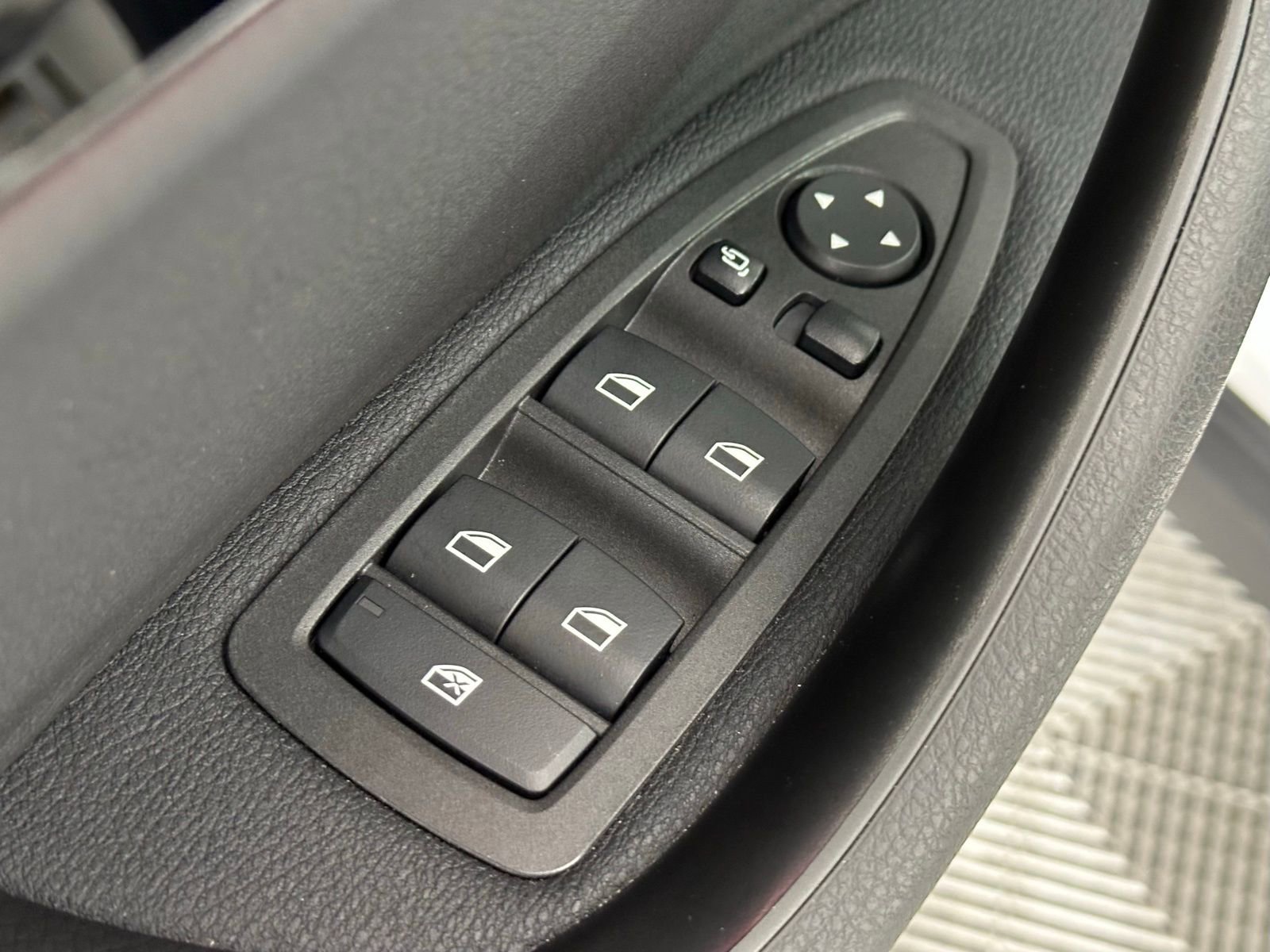 Used 2023 BMW X2 xDrive28i w/ Premium Package 2 image 35