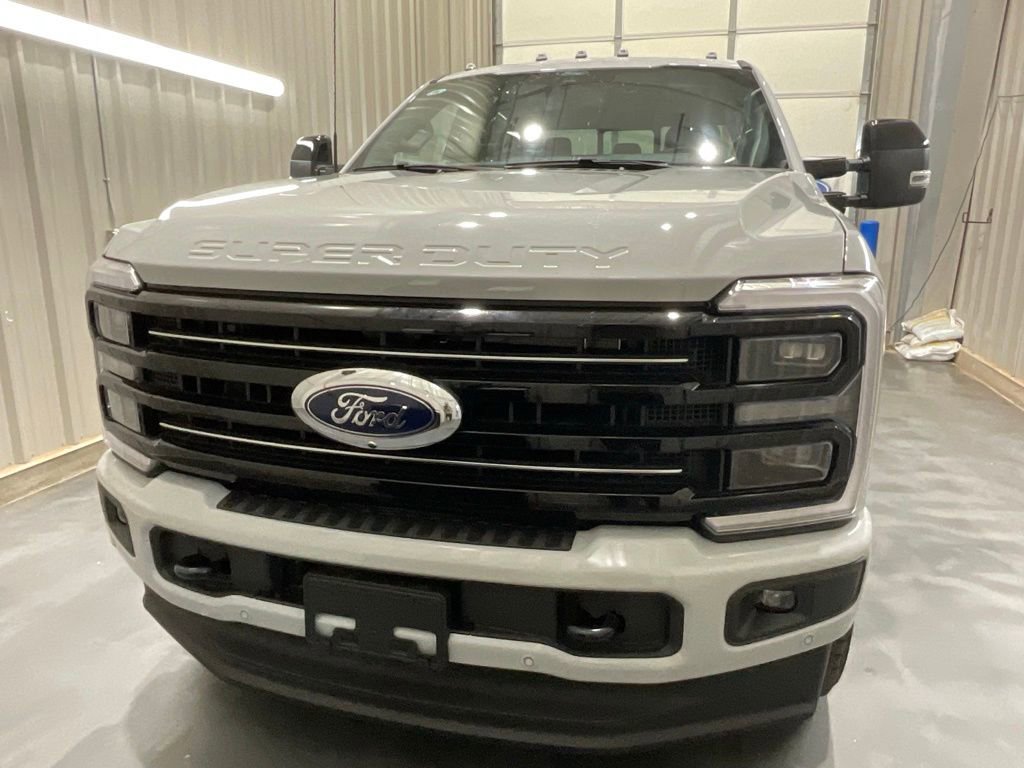 New 2026 Ford F250 Platinum w/ FX4 Off-Road Package image 2