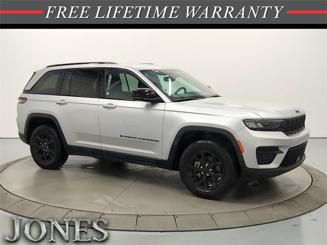 Used 2024 Jeep Grand Cherokee Altitude