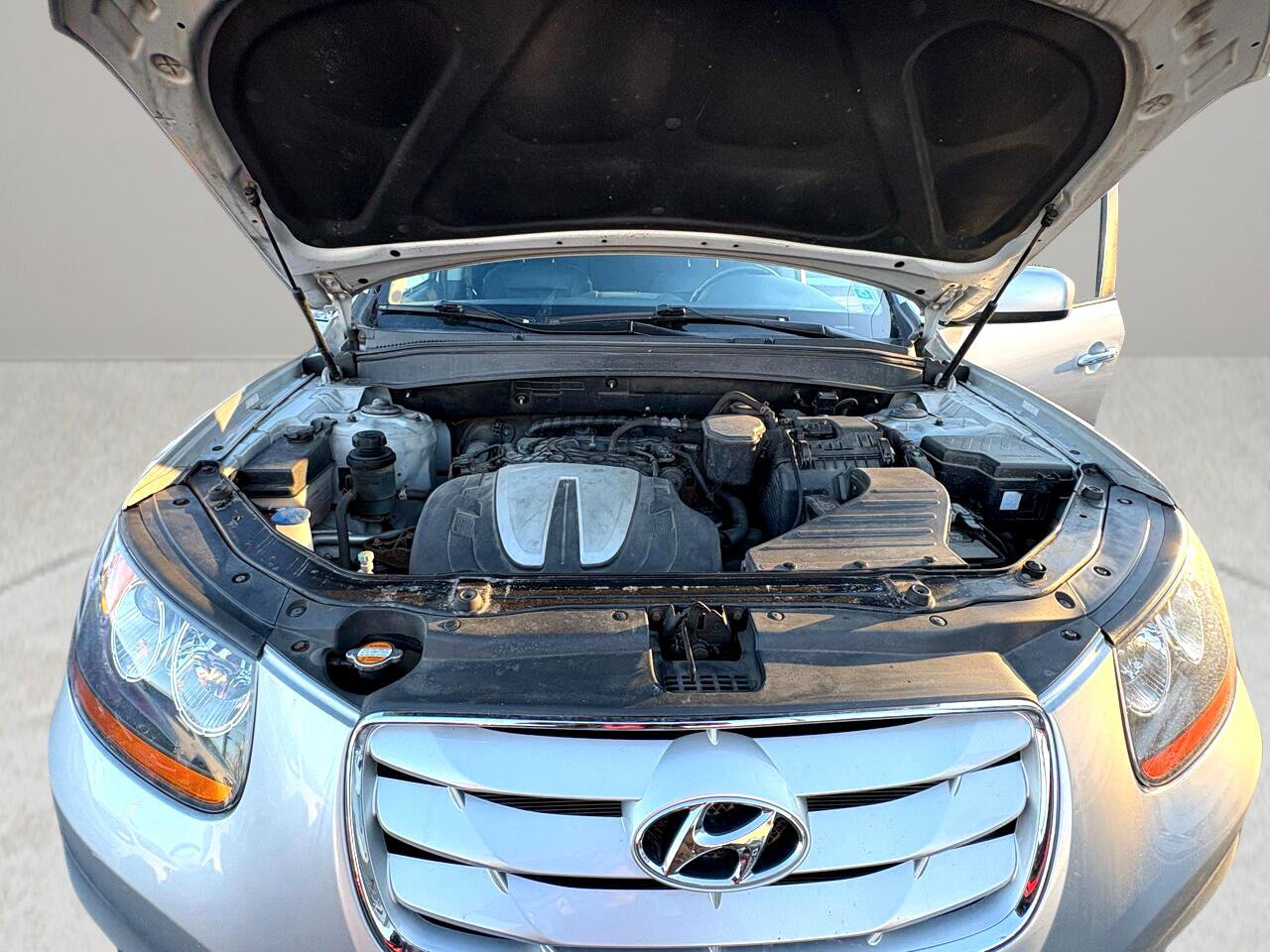 Used 2011 Hyundai Santa Fe Limited image 22