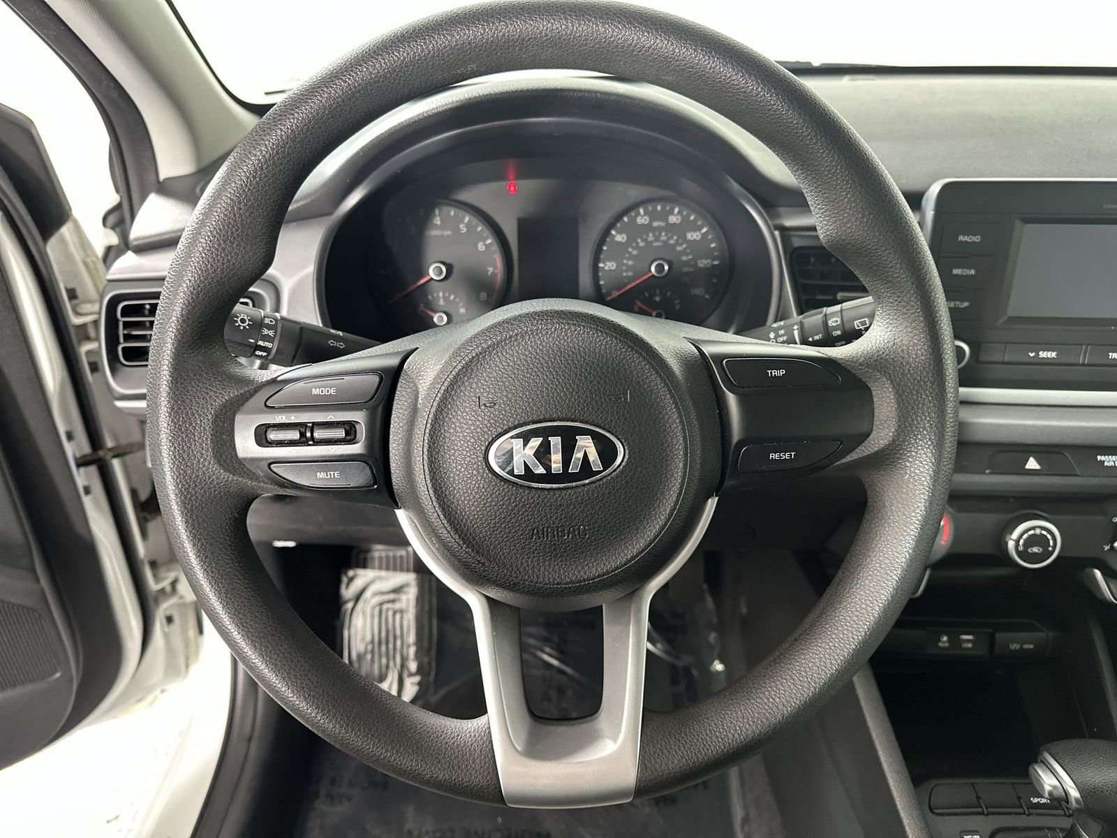 Used 2018 Kia Rio LX image 18