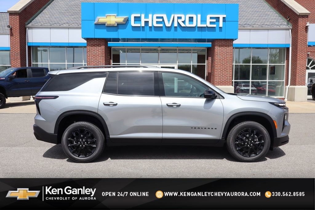 New 2026 Chevrolet Traverse LT AWD/4WD image 1