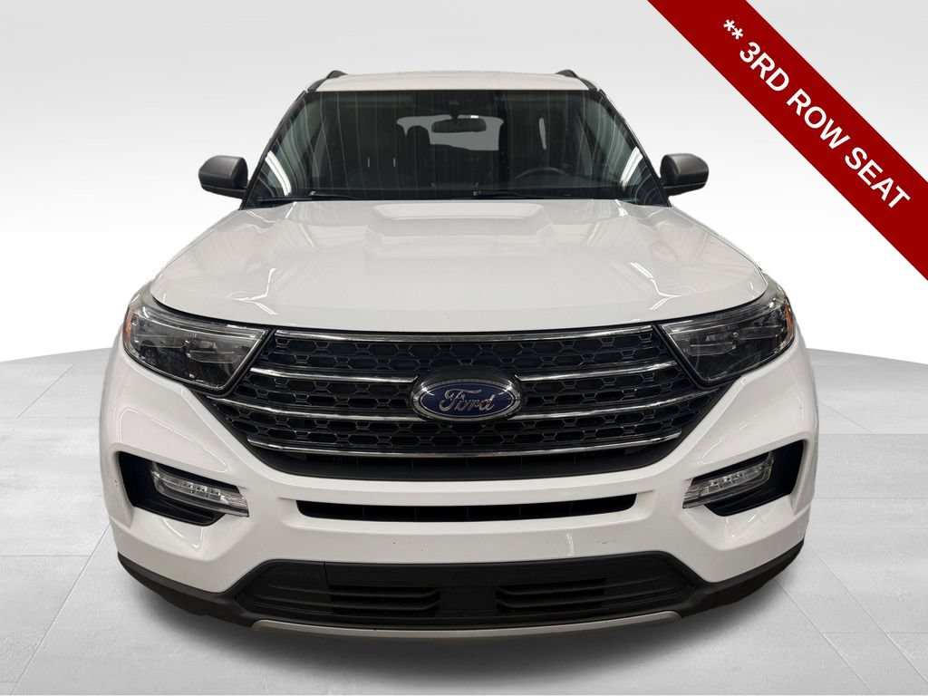 Used 2023 Ford Explorer XLT w/ Equipment Group 202A AWD/4WD image 11